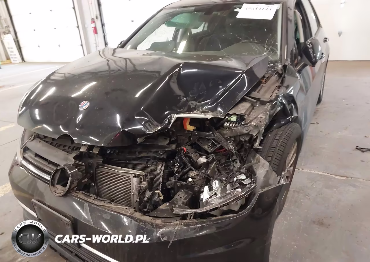 2018 Volkswagen Golf VIN:3VWG17AU6JM287619 - 6