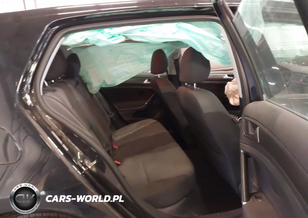 2018 Volkswagen Golf VIN:3VWG17AU6JM287619 - 8