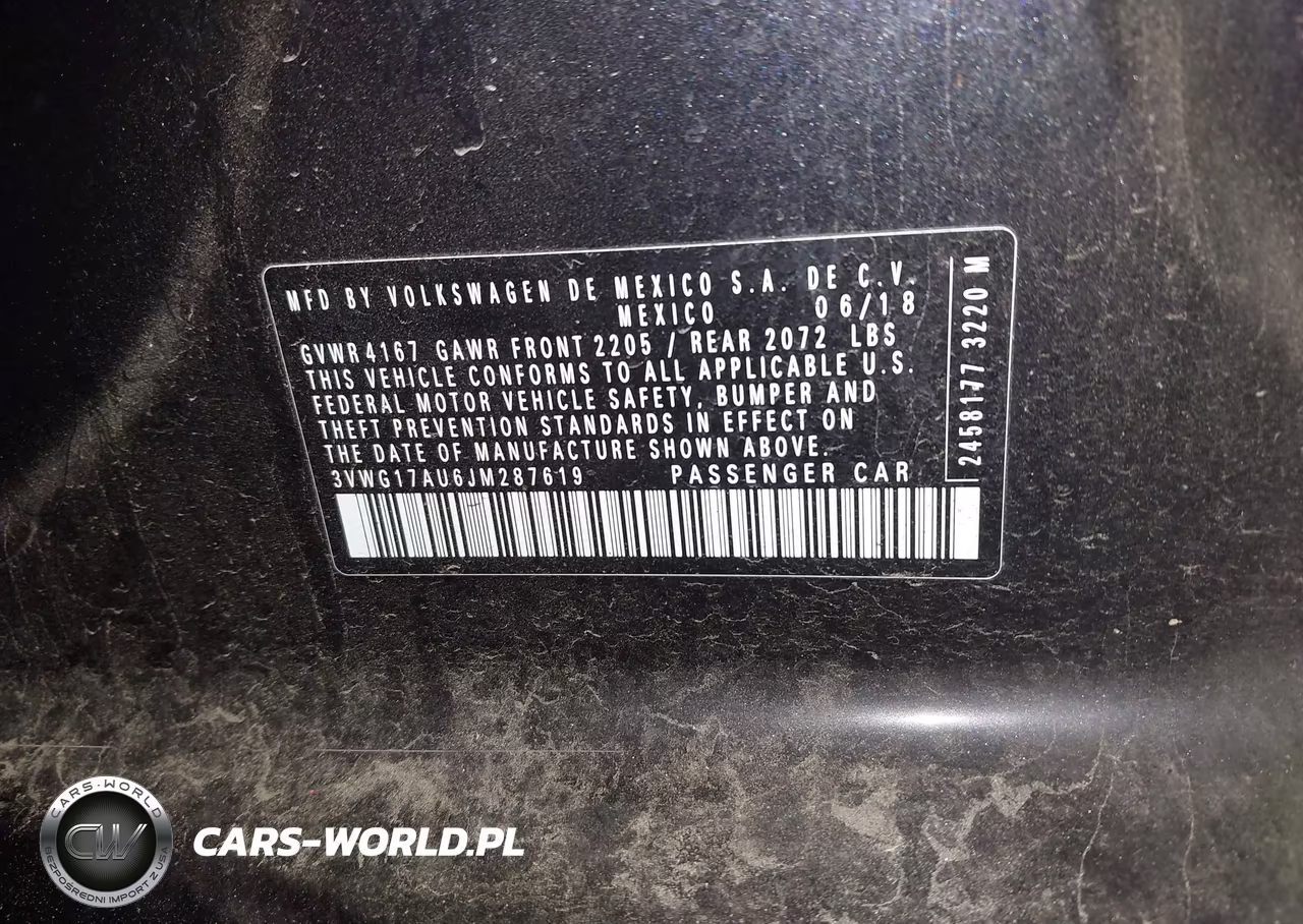 2018 Volkswagen Golf VIN:3VWG17AU6JM287619 - 9