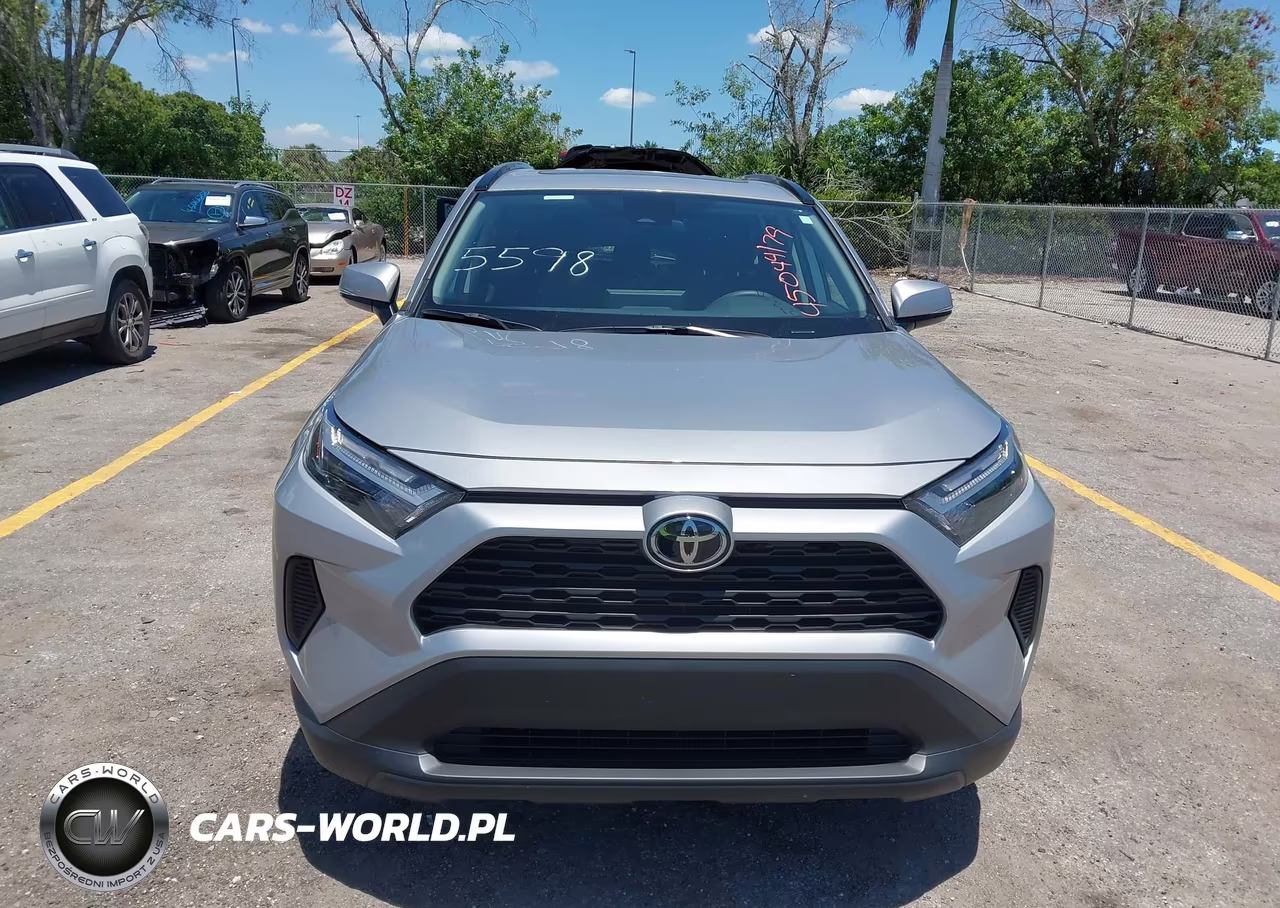 2025 Toyota Rav4 Xle VIN:2T3W1RFV1SC345598 - 12