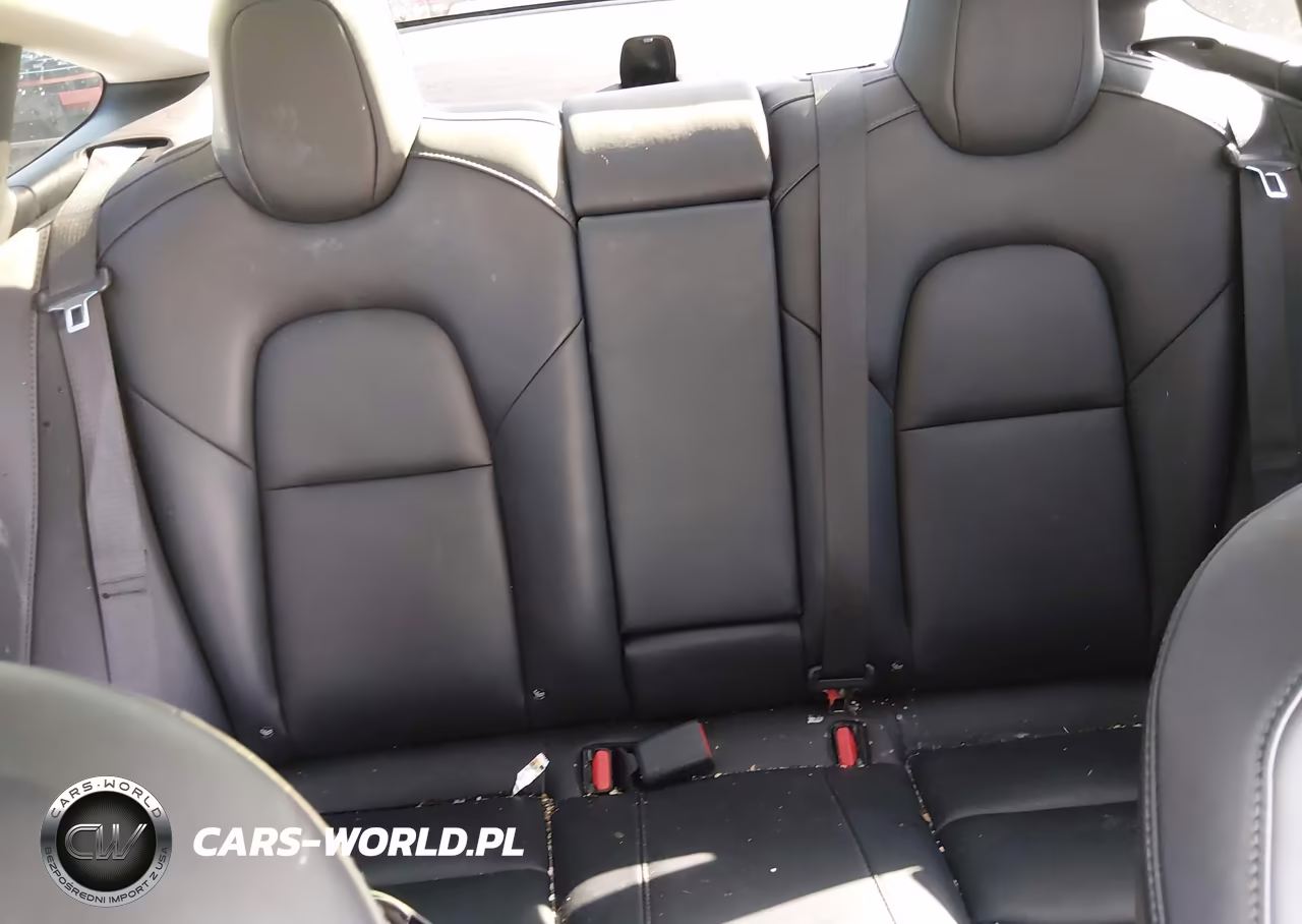 2018 Tesla Model 3 Long Range-Performance VIN:5YJ3E1EB4JF130879 - 8