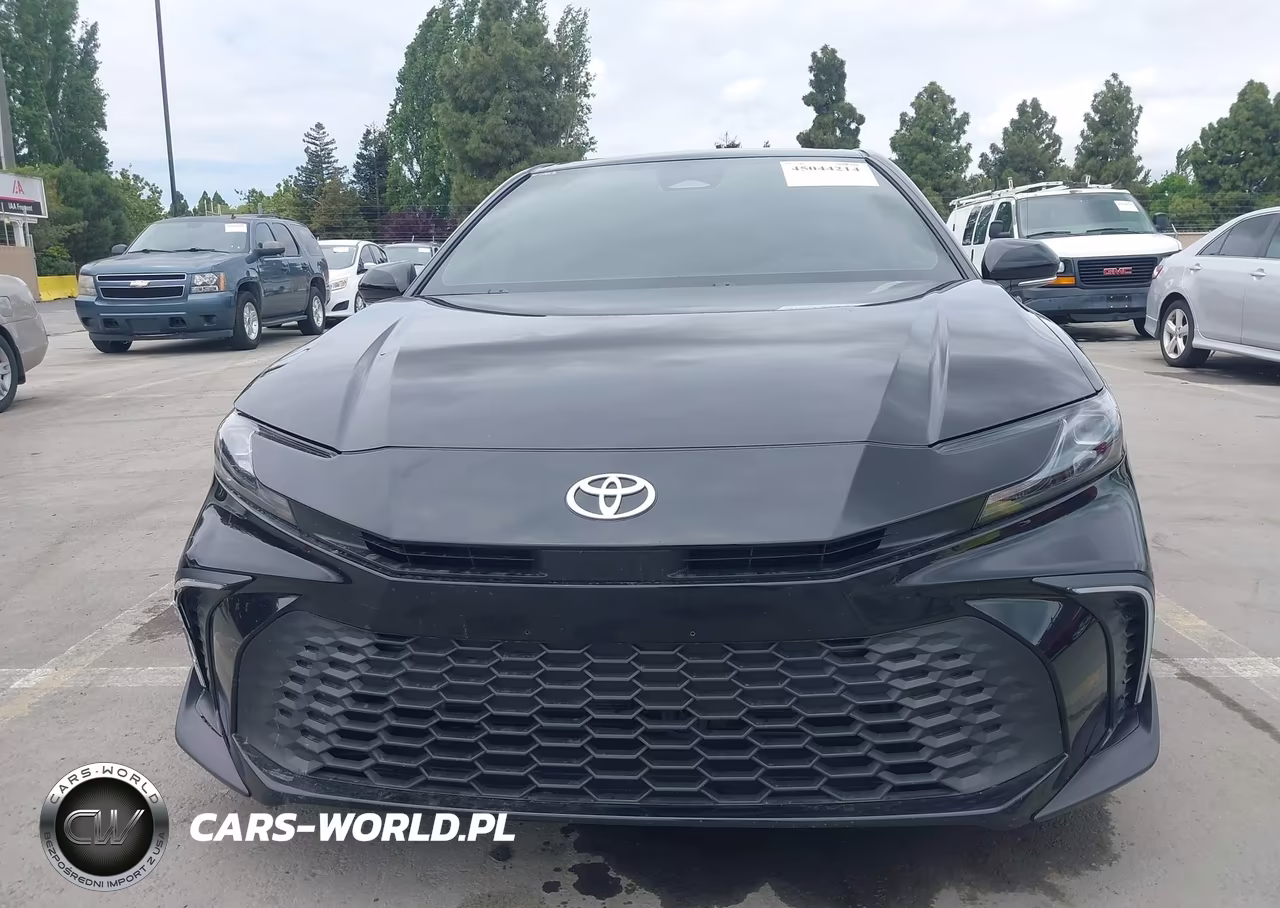 2025 Toyota Camry Se VIN:4T1DAACKXSU207648 - 12