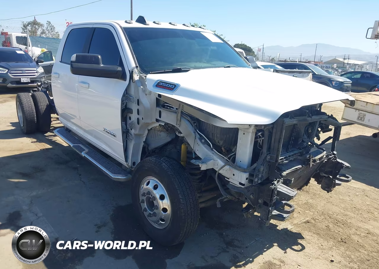 2021 Ram 3500 Big Horn 4X4 8' Box