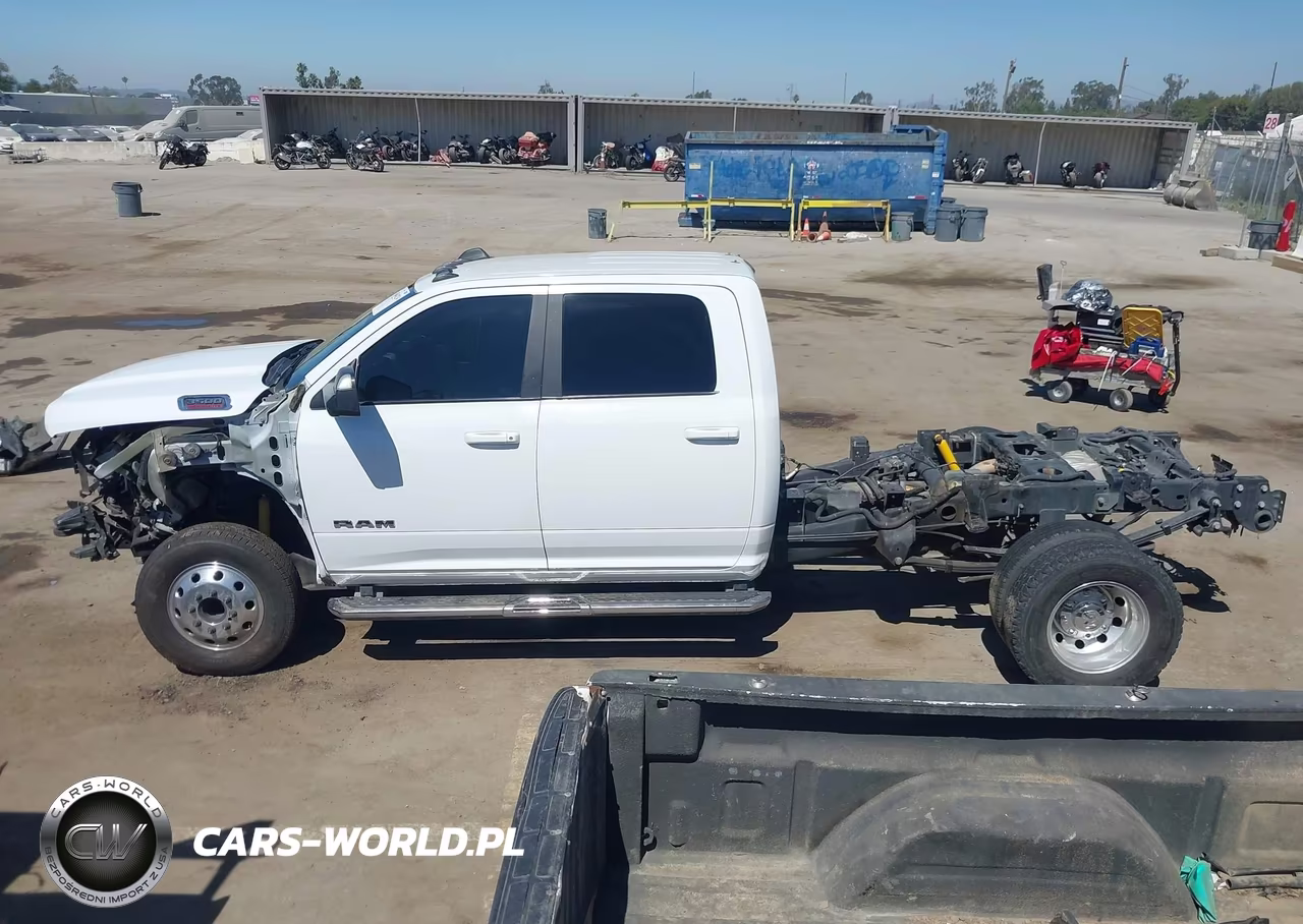 2021 Ram 3500 Big Horn 4X4 8' Box VIN:3C63RRHL7MG640382 - 14