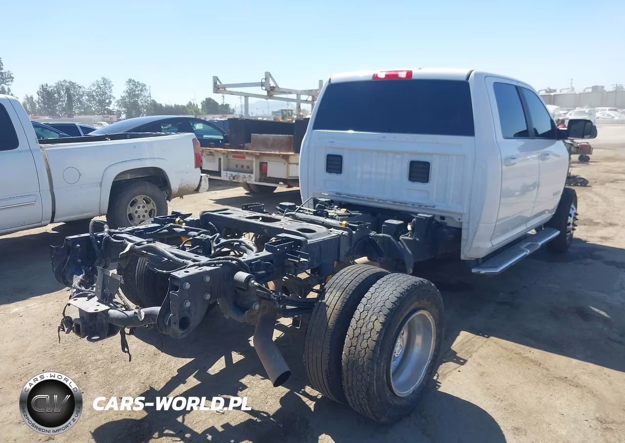 2021 Ram 3500 Big Horn 4X4 8' Box VIN:3C63RRHL7MG640382 - 4