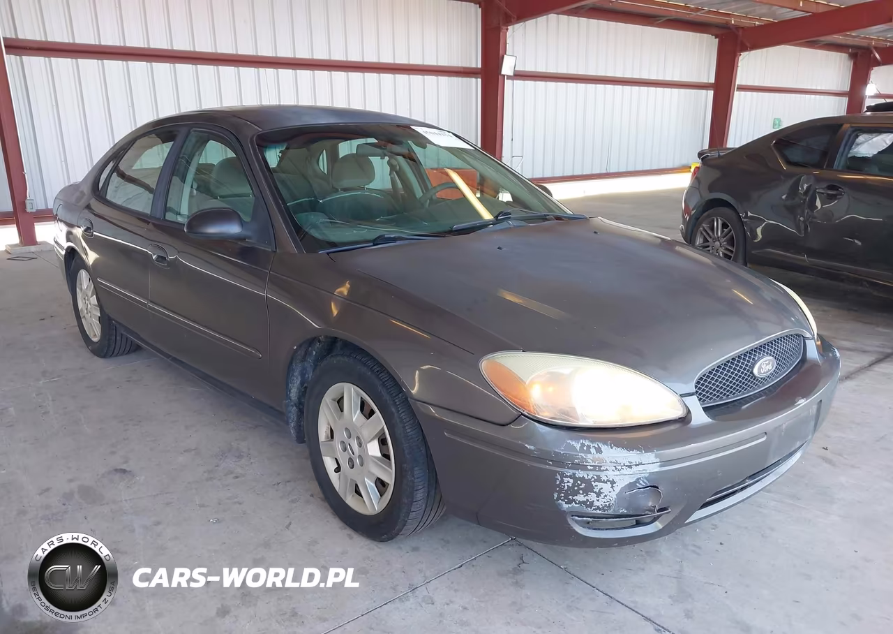 2005 Ford Taurus Se