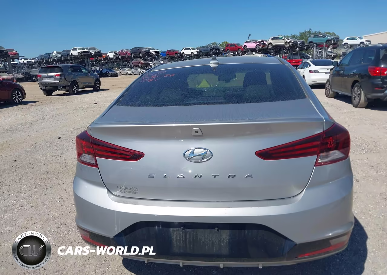 2020 Hyundai Elantra Value Edition VIN:5NPD84LF2LH557761 - 16