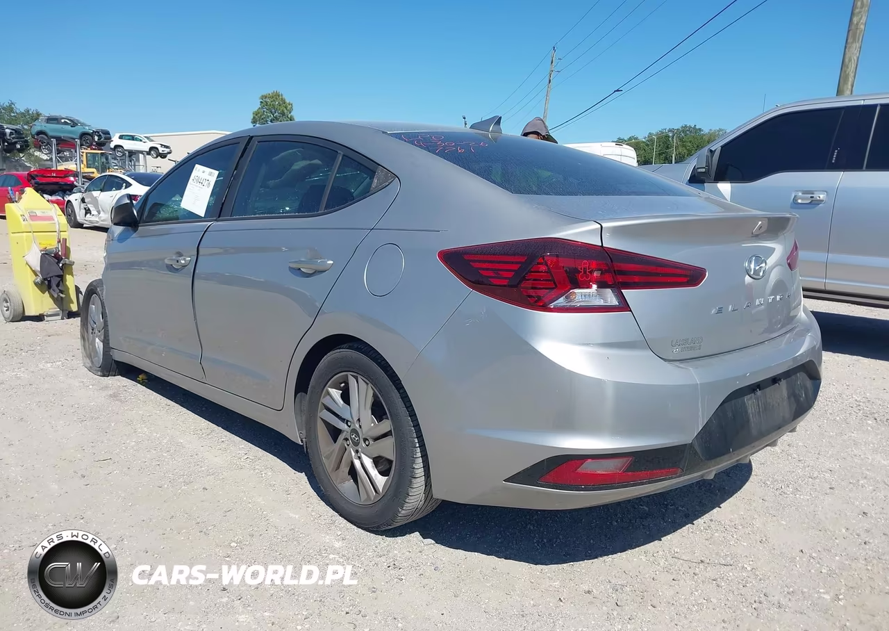2020 Hyundai Elantra Value Edition VIN:5NPD84LF2LH557761 - 3
