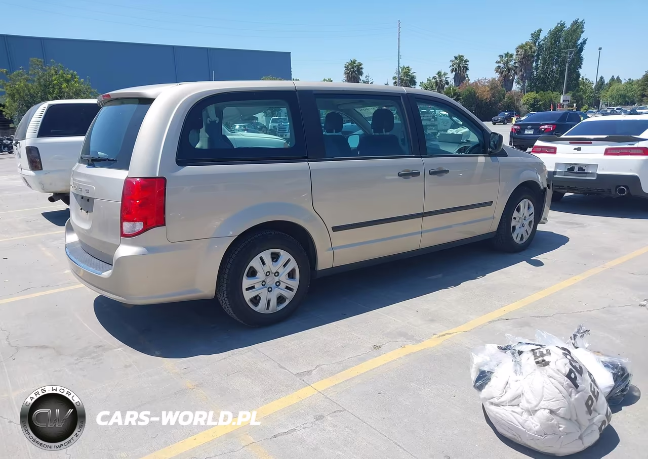 2016 Dodge Grand Caravan American Value Pkg VIN:2C4RDGBG5GR145162 - 4