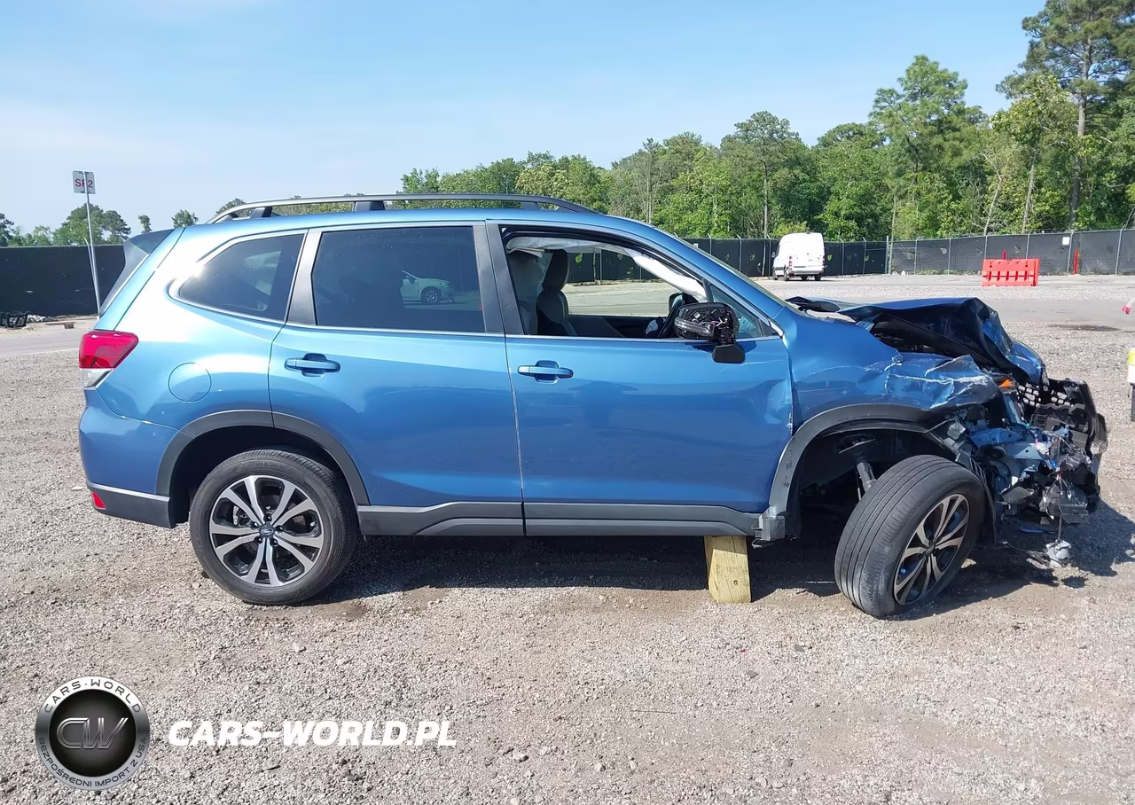 2024 Subaru Forester Limited VIN:JF2SKAKC7RH407944 - 14
