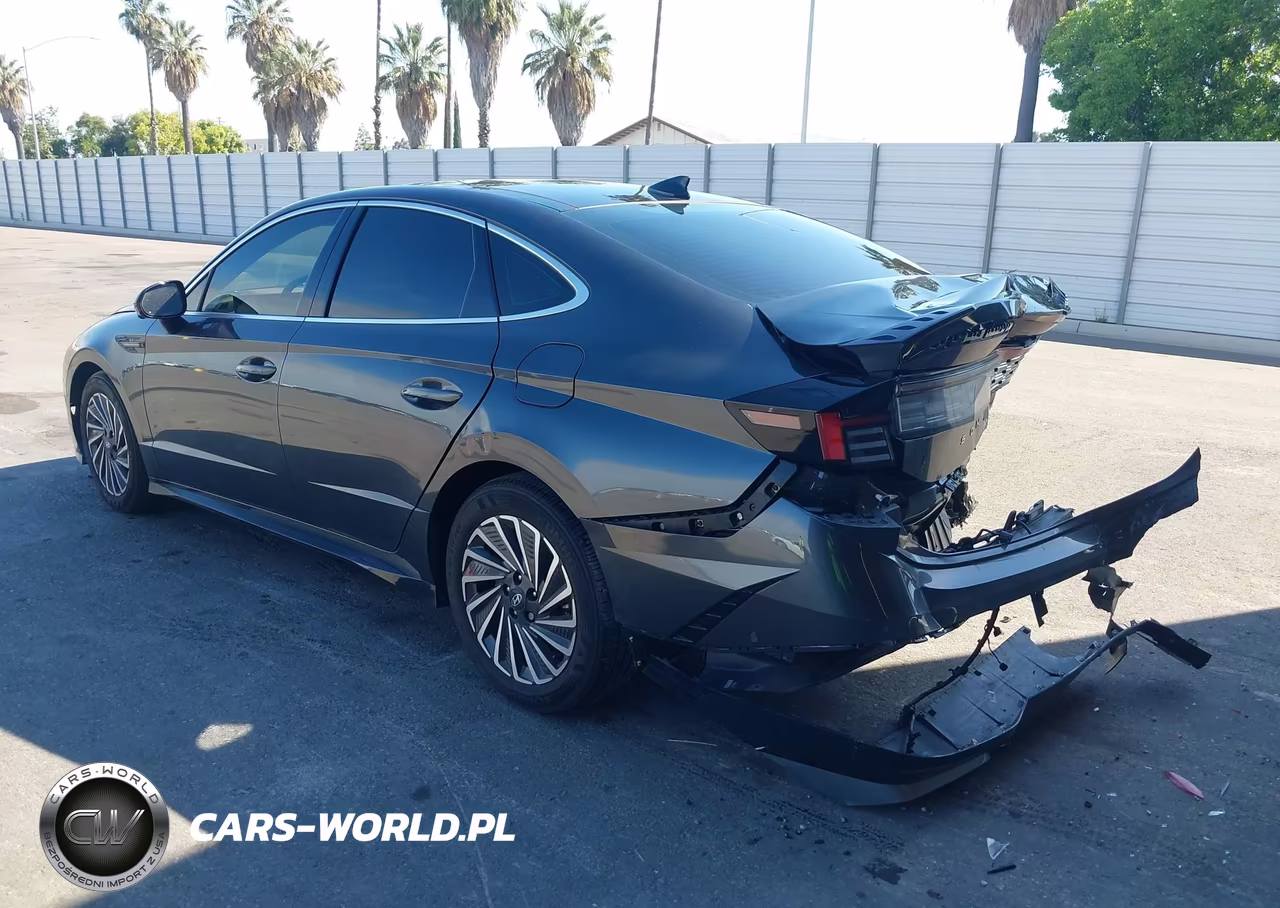 2025 Hyundai Sonata Hybrid Limited VIN:KMHL54JJ9SA110955 - 3