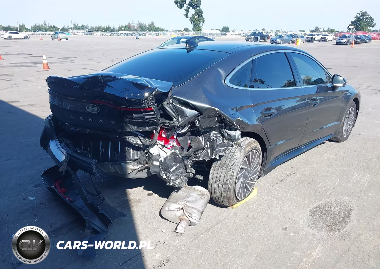 2025 Hyundai Sonata Hybrid Limited VIN:KMHL54JJ9SA110955 - 4