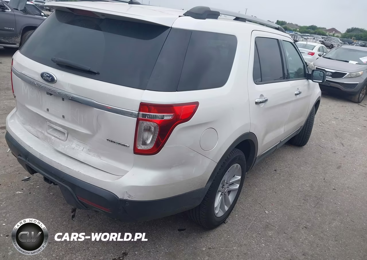2013 Ford Explorer Xlt VIN:1FM5K7D89DGA25609 - 4
