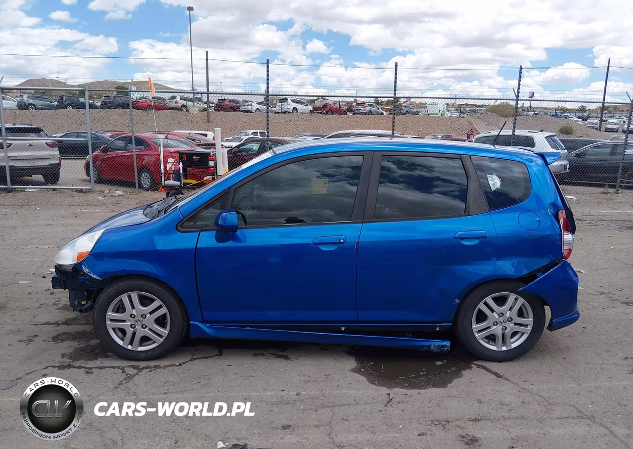 2008 Honda Fit Sport VIN:JHMGD38668S074129 - 15