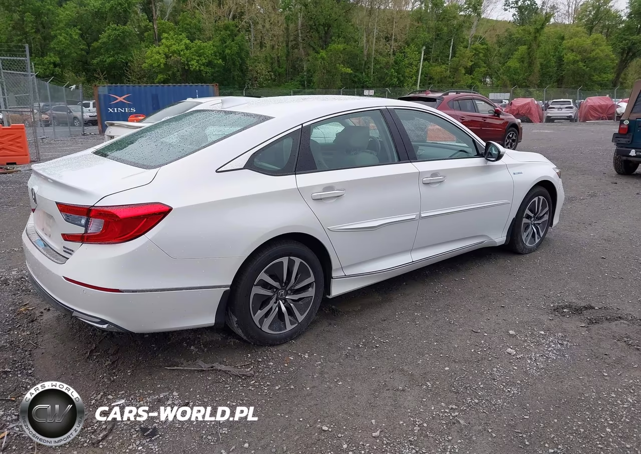 2019 Honda Accord Hybrid Touring VIN:1HGCV3F97KA002719 - 4