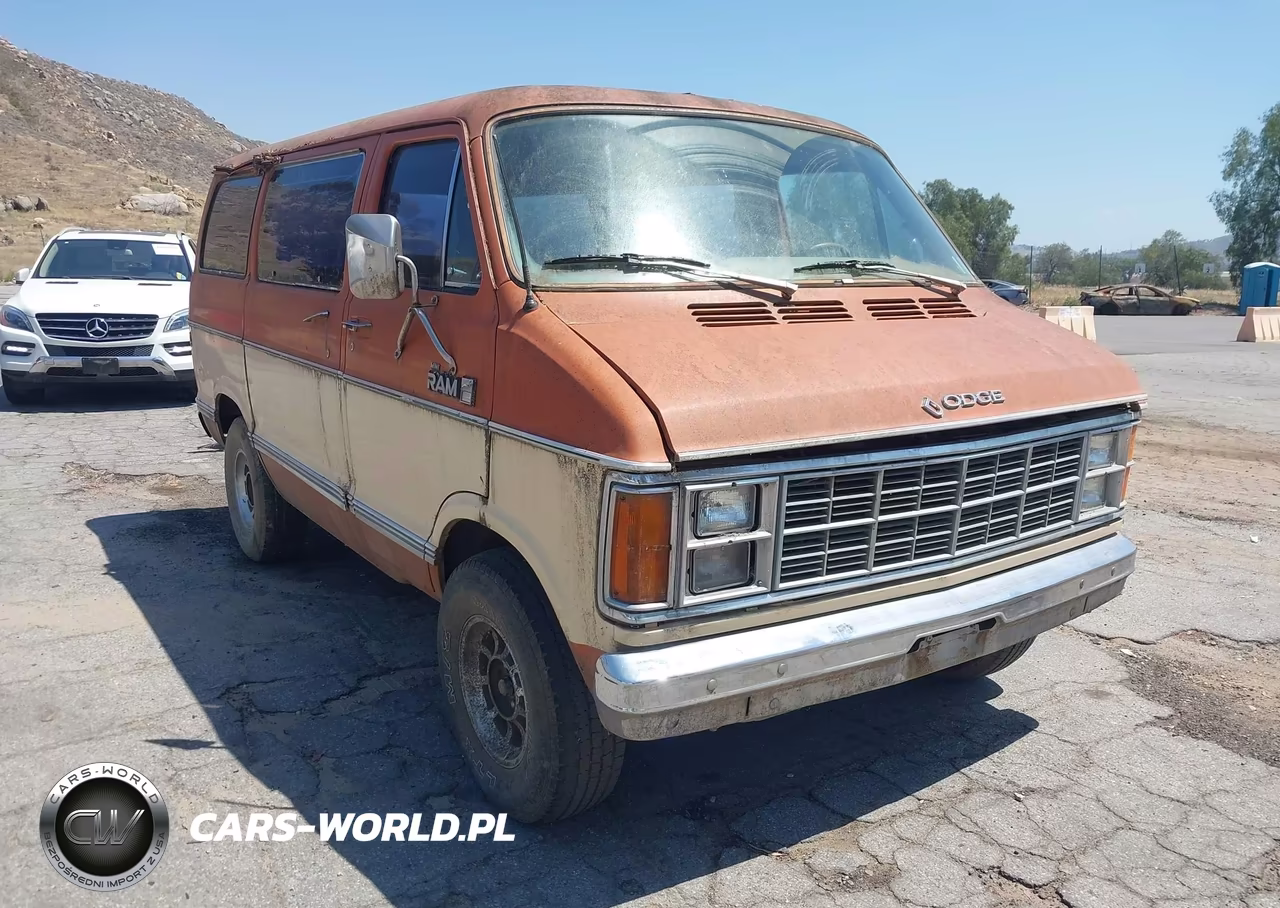 1982 Dodge Ram Wagon B250