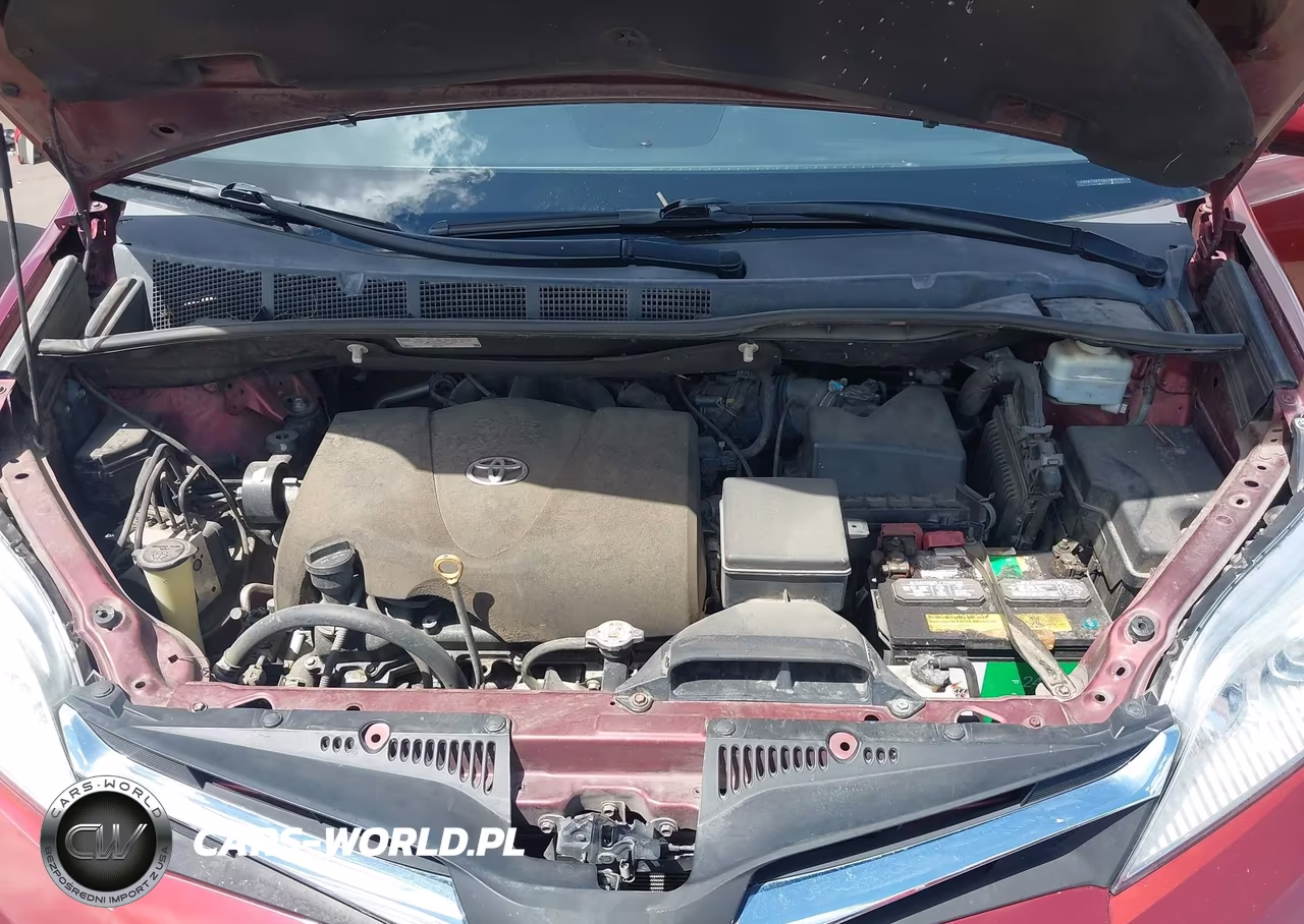 2019 Toyota Sienna Le 8 Passenger VIN:5TDKZ3DC4KS009918 - 10