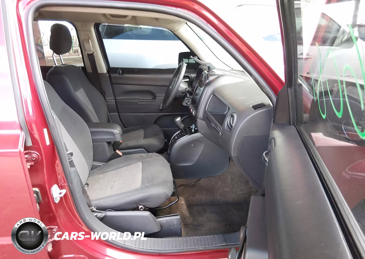 2014 Jeep Patriot Altitude VIN:1C4NJPBA1ED848518 - 5
