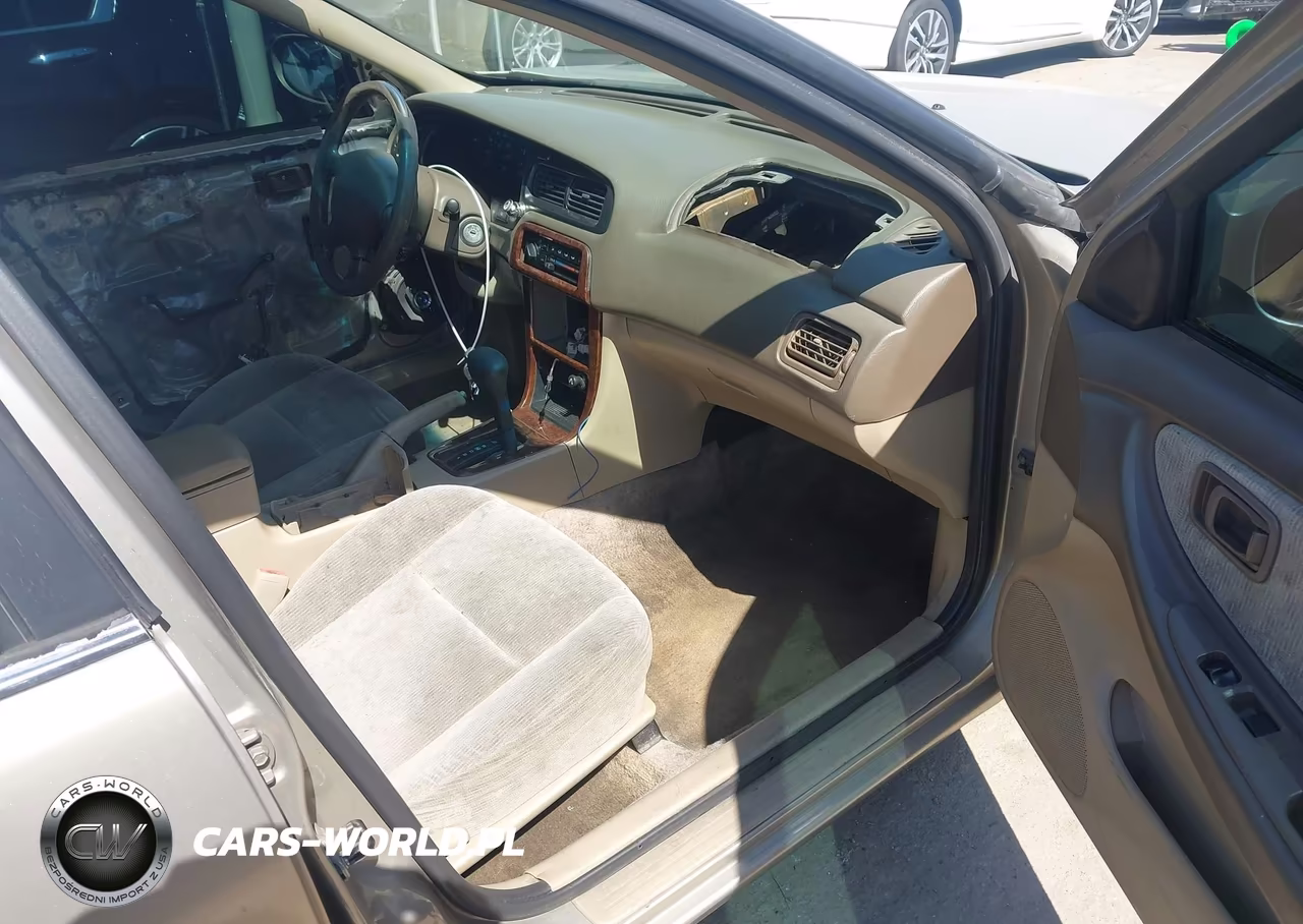 2001 Nissan Altima Gxe VIN:1N4DL01DX1C213201 - 5