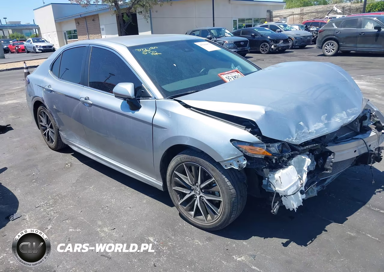 2023 Toyota Camry Se – zdjęcie 1 z 18