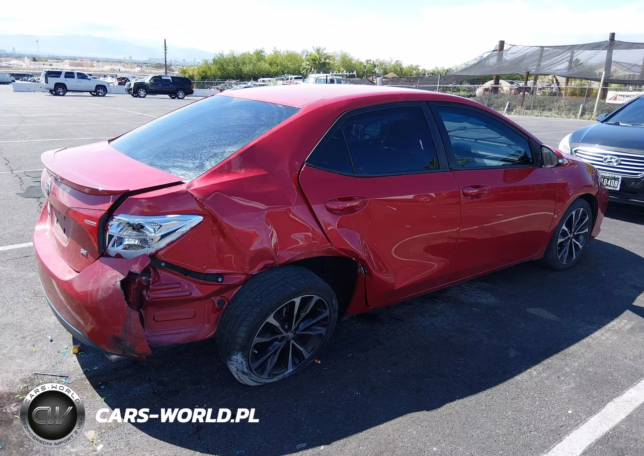 2017 Toyota Corolla Se VIN:2T1BURHEXHC926263 - 4