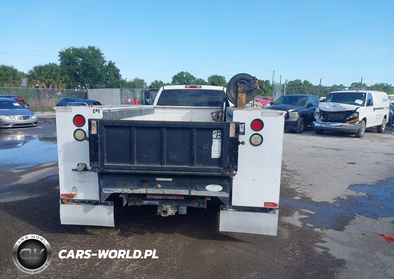 2007 Chevrolet Silverado 3500 Chassis Classic Work Truck VIN:1GBJC34D77E139358 - 14