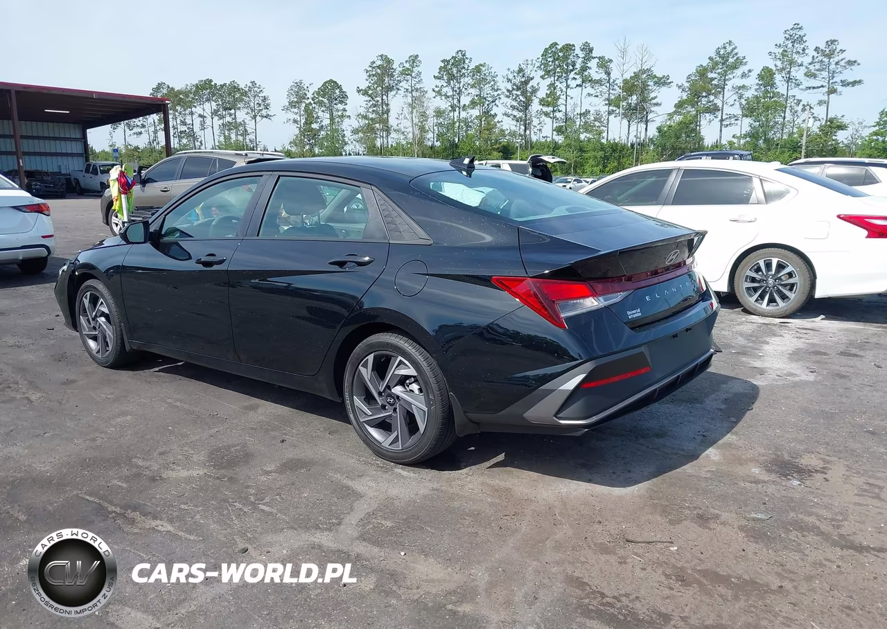 2025 Hyundai Elantra Sel Sport VIN:KMHLM4DG6SU035780 - 3