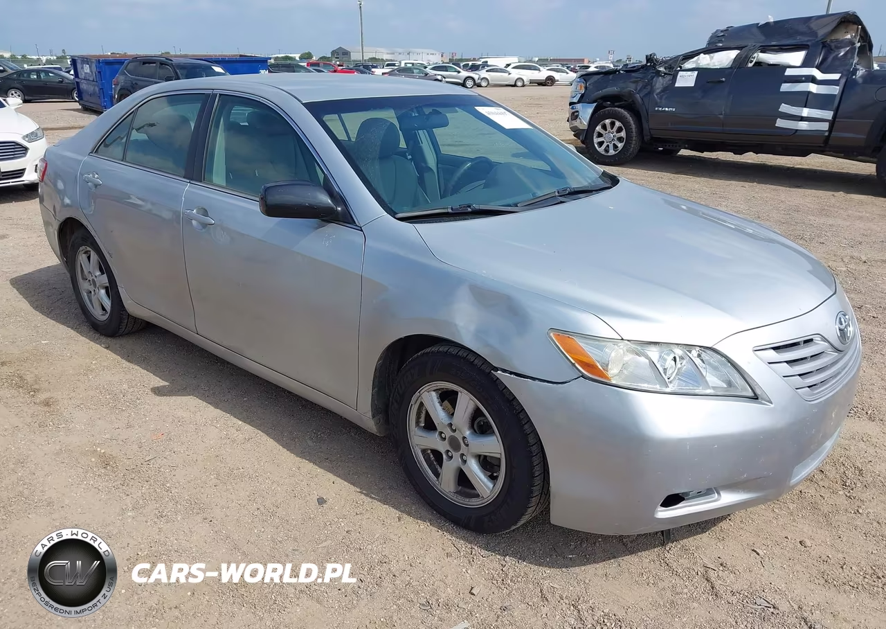 2007 Toyota Camry Le – zdjęcie 1 z 11