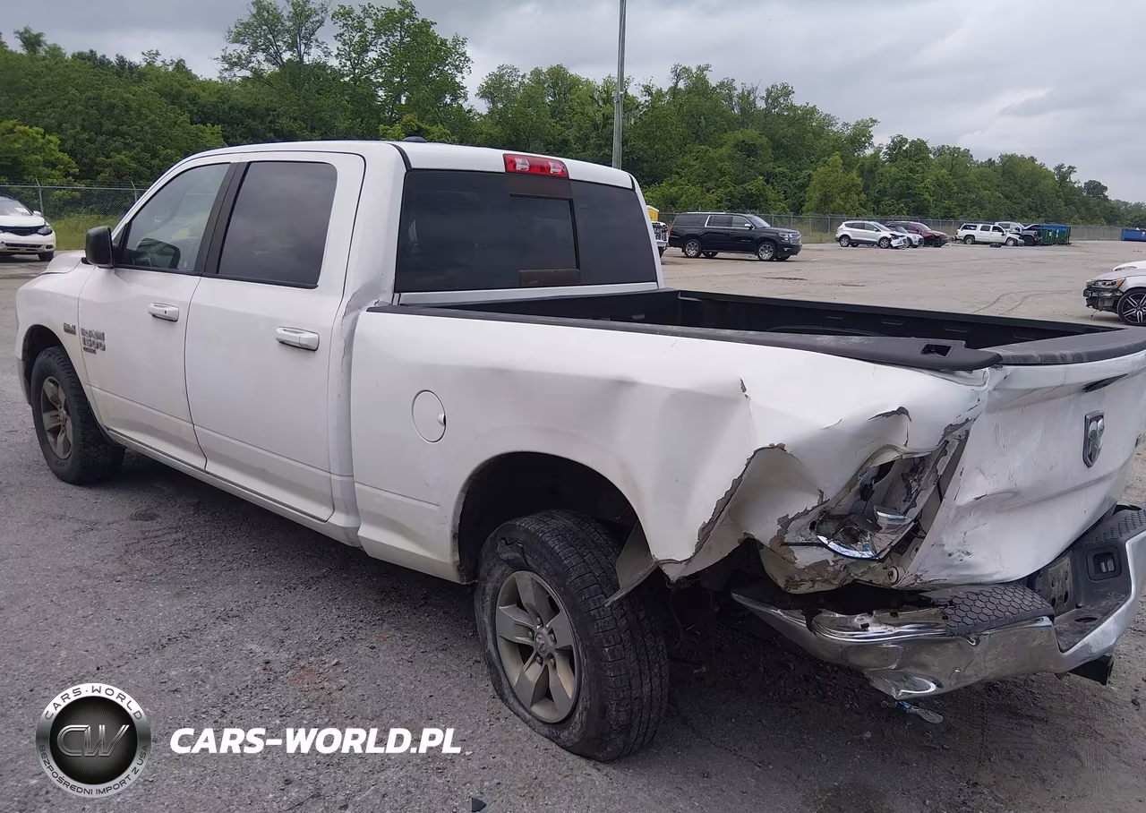 2019 Ram 1500 Classic Slt 4X2 6'4 Box VIN:1C6RR6TT4KS701595 - 3