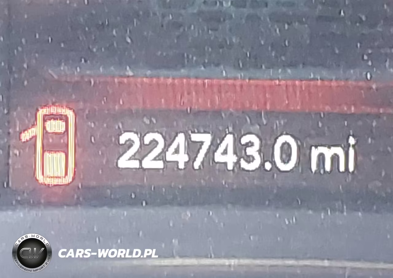 2019 Ram 1500 VIN:1C6RREFT4KN547989 - 15