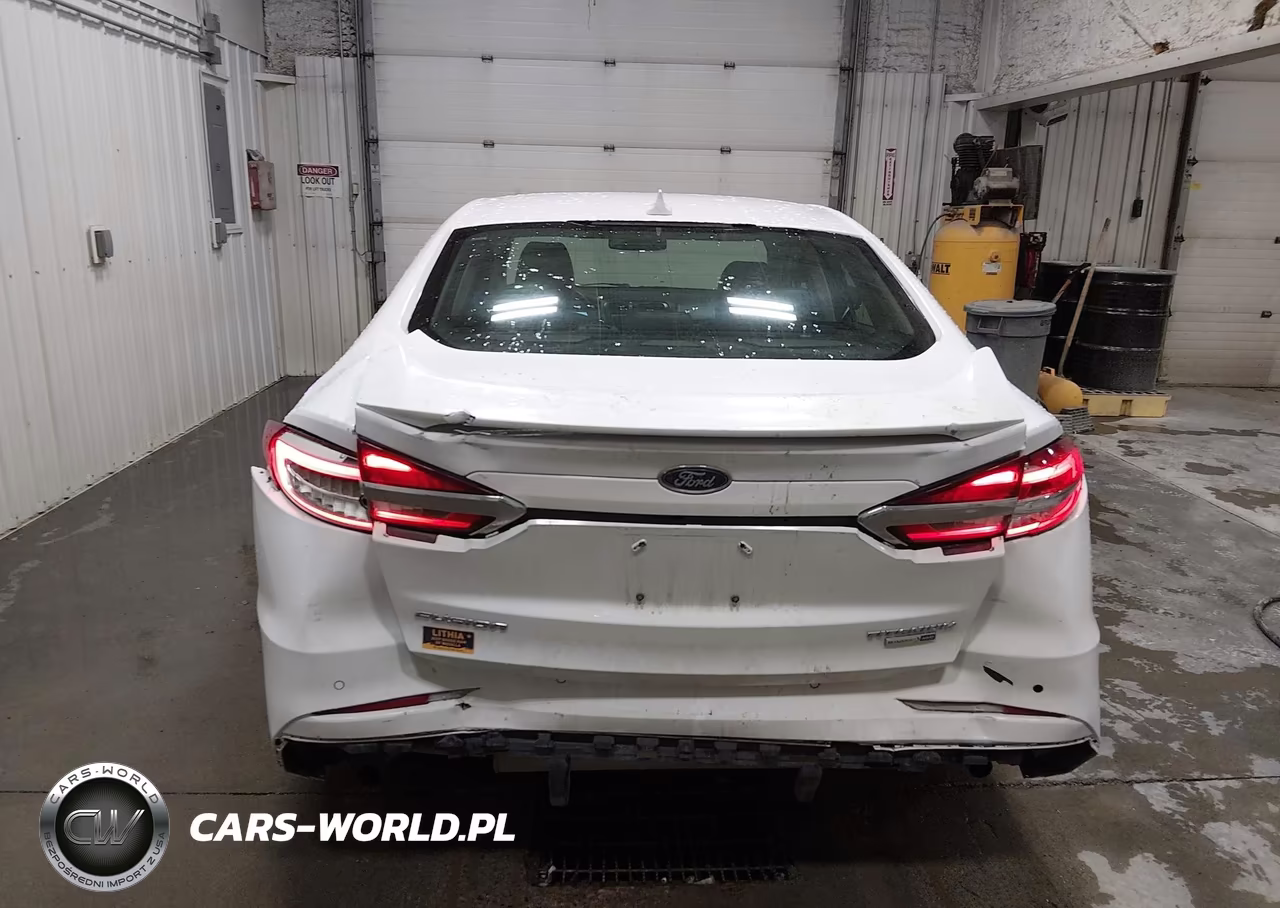 2020 Ford Fusion Titanium VIN:3FA6P0D92LR133531 - 16