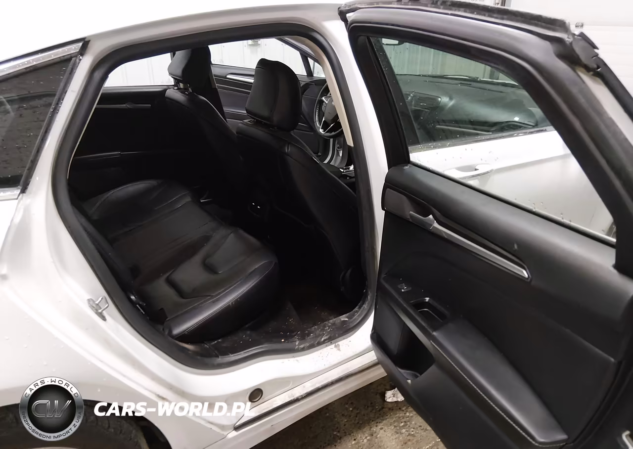 2020 Ford Fusion Titanium VIN:3FA6P0D92LR133531 - 8