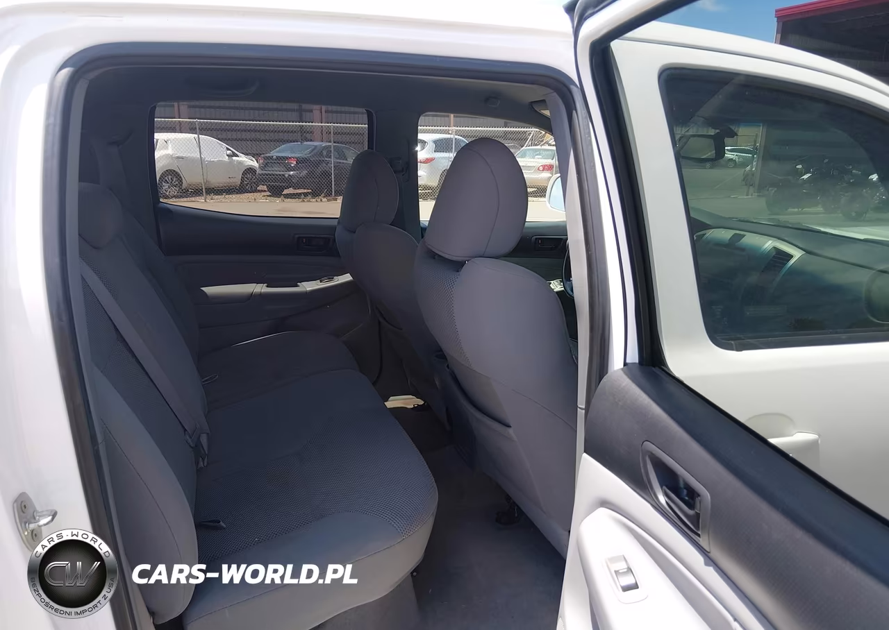 2010 Toyota Tacoma Prerunner V6 VIN:3TMJU4GN3AM101811 - 8