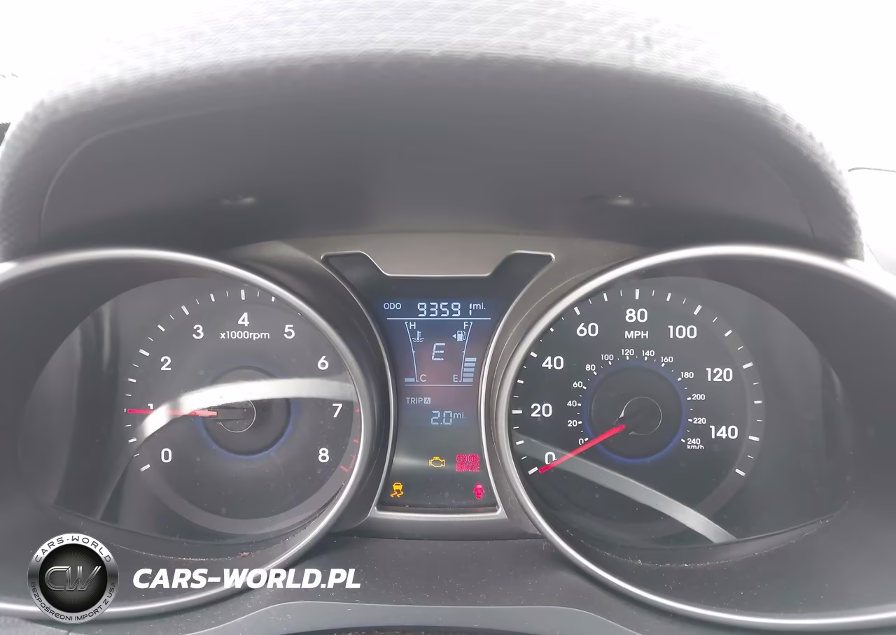2016 Hyundai Veloster VIN:KMHTC6AD7GU286999 - 7