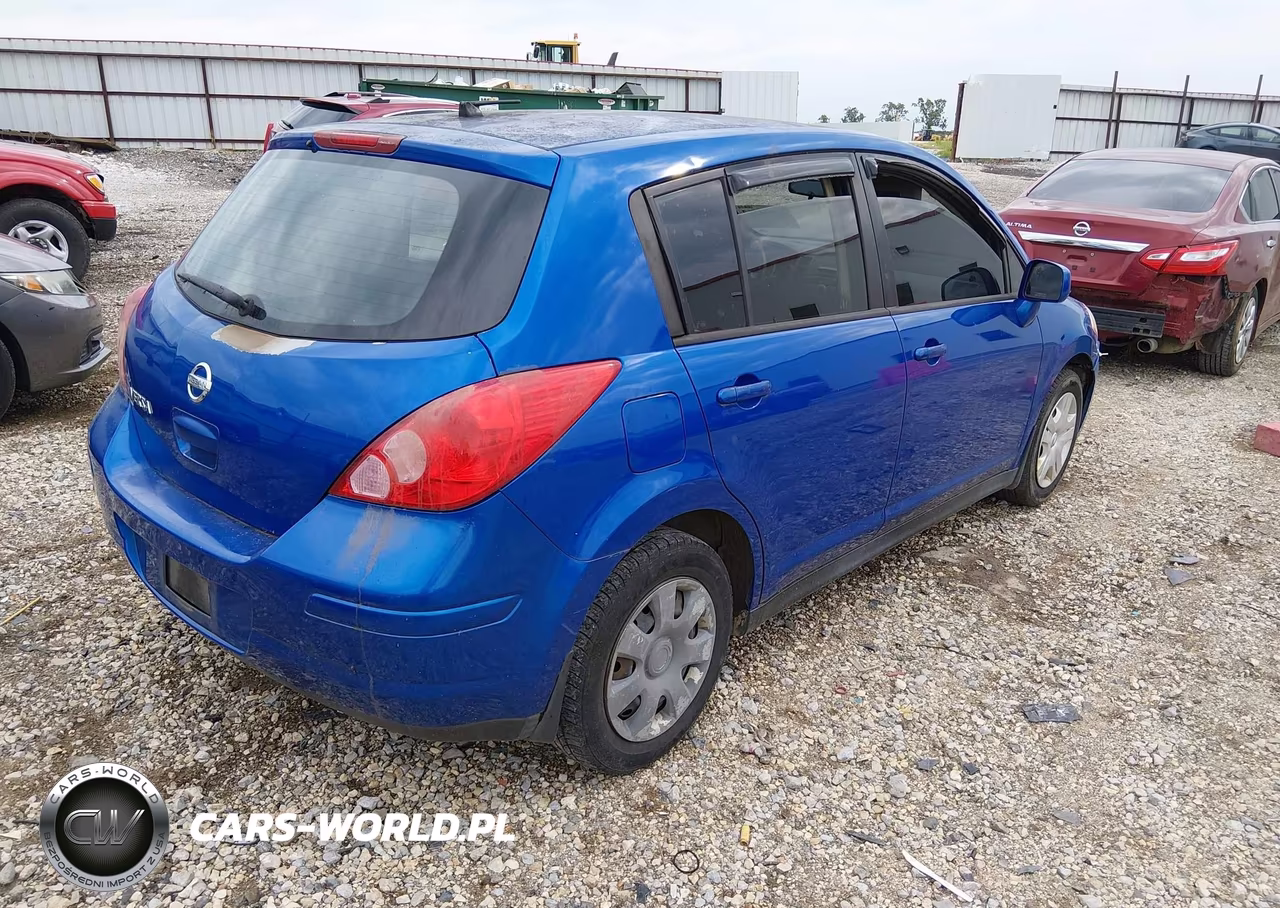 2011 Nissan Versa 1.8S VIN:3N1BC1CP8BL446436 - 4