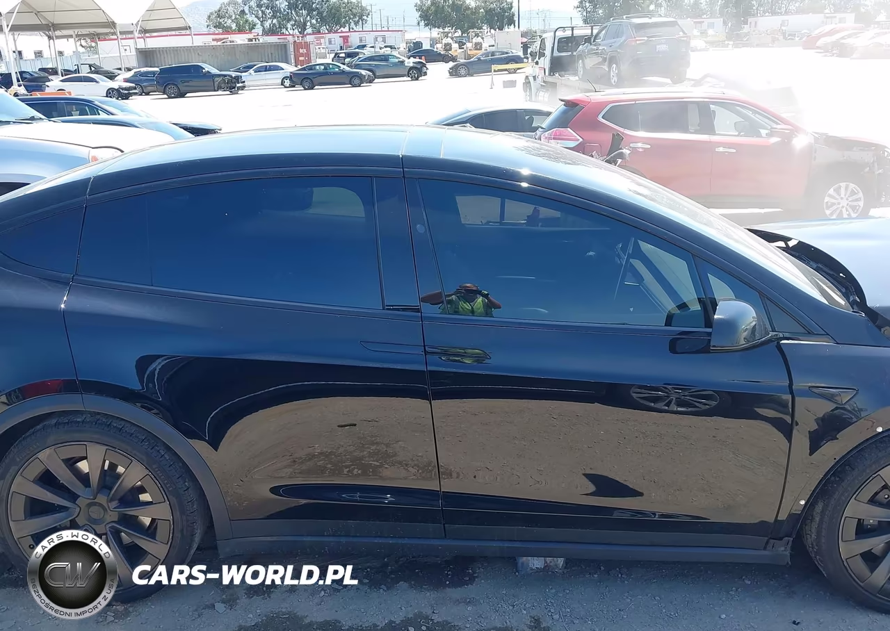 2023 Tesla Model X Dual Motor All-Wheel Drive-Standard Range VIN:7SAXCDE51PF365674 - 14