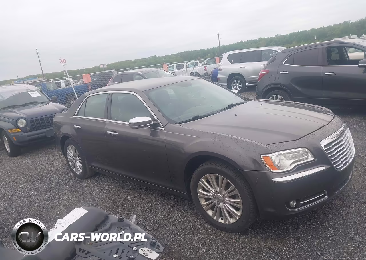 2013 Chrysler 300C Awd
