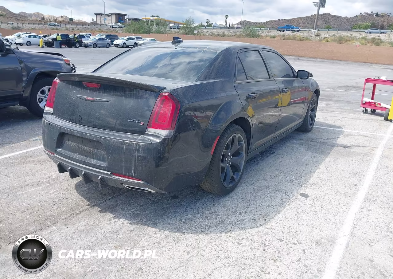 2023 Chrysler 300 300S VIN:2C3CCABG0PH524294 - 4