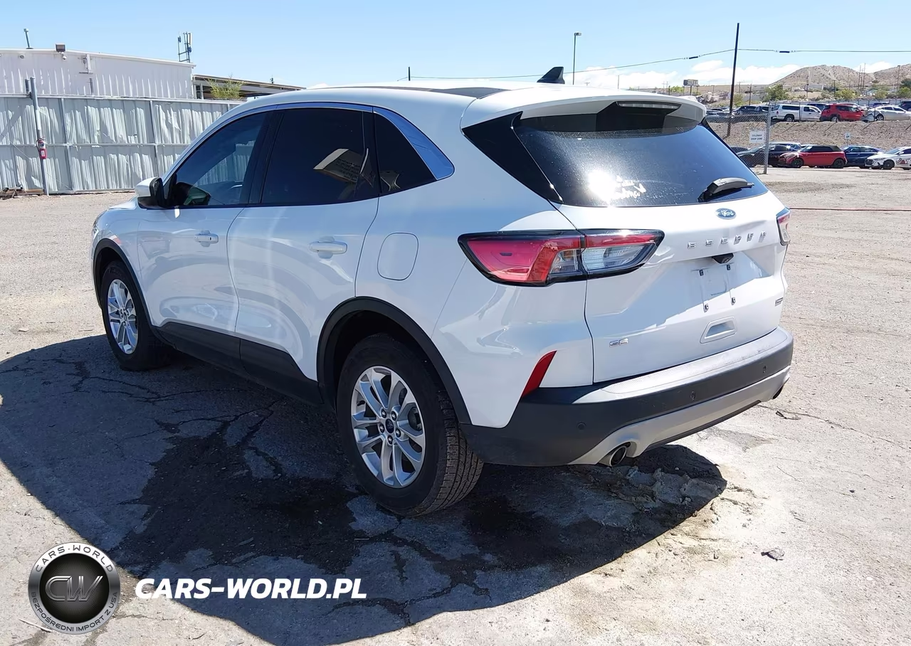 2021 Ford Escape Se Hybrid VIN:1FMCU9BZ8MUA90431 - 3