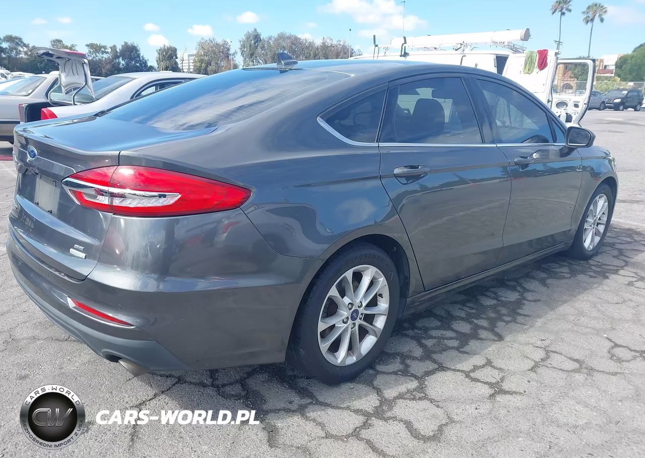 2019 Ford Fusion Se VIN:3FA6P0HD0KR108432 - 4