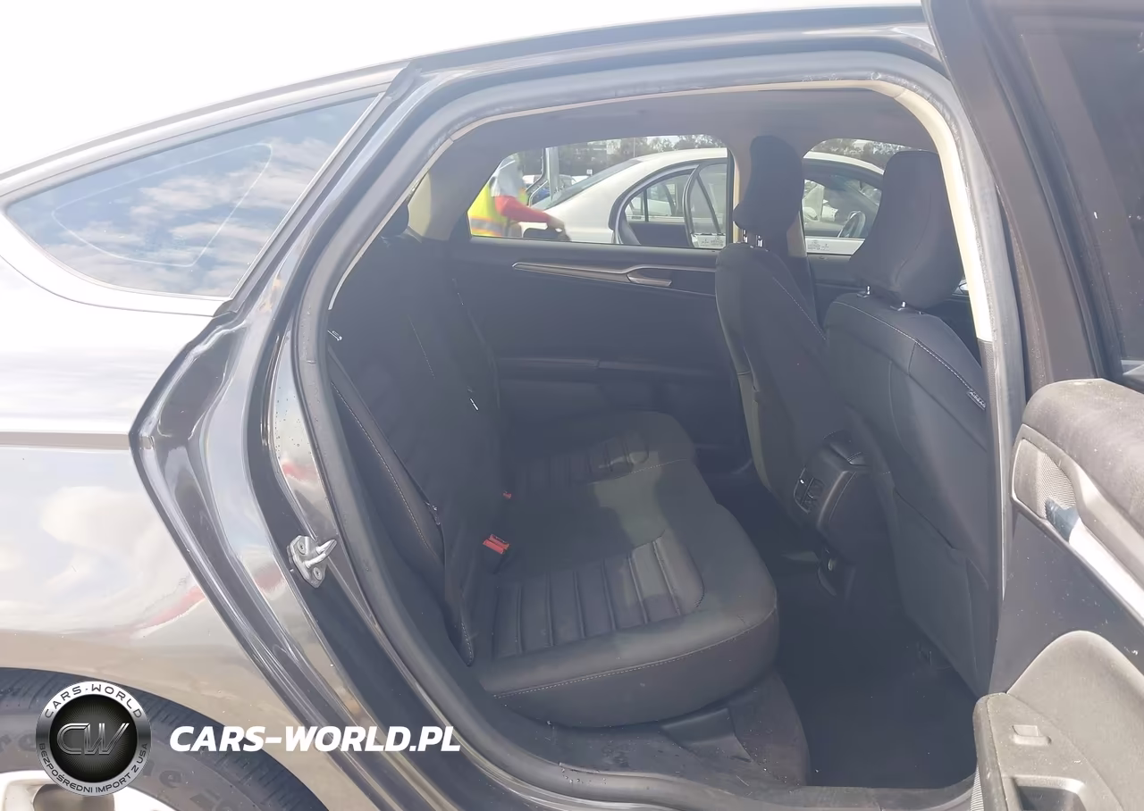 2019 Ford Fusion Se VIN:3FA6P0HD0KR108432 - 8