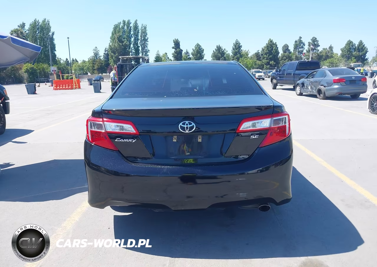 2013 Toyota Camry Se VIN:4T1BF1FK2DU639836 - 16