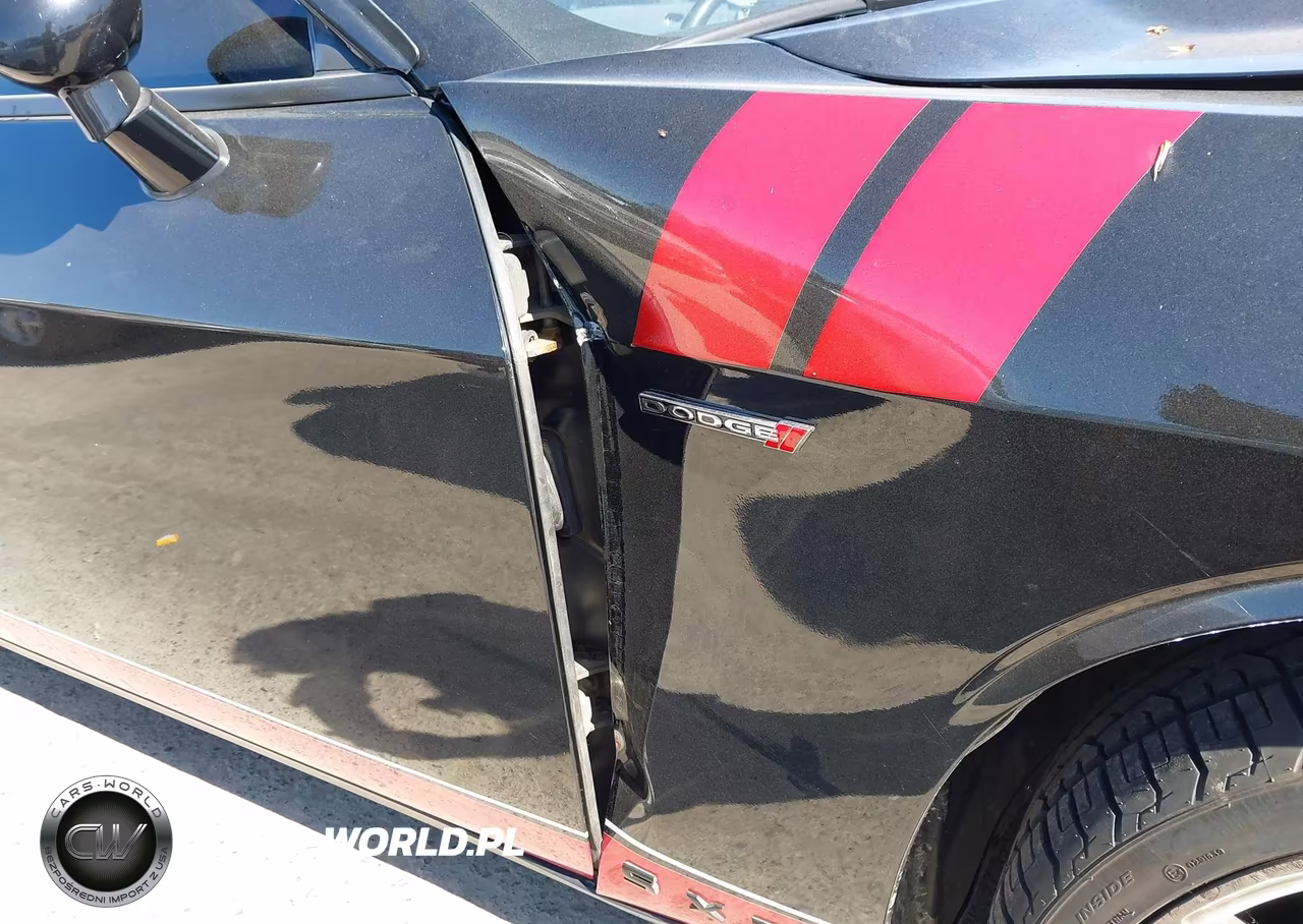 2012 Dodge Challenger VIN:2C3CDYAG5CH259132 - 18