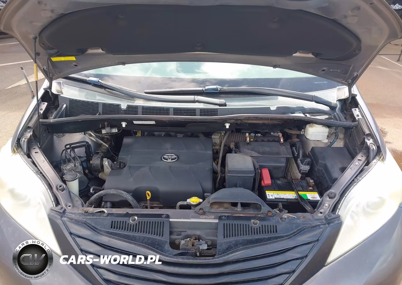 2012 Toyota Sienna Base V6 7 Passenger VIN:5TDZK3DC8CS180854 - 10