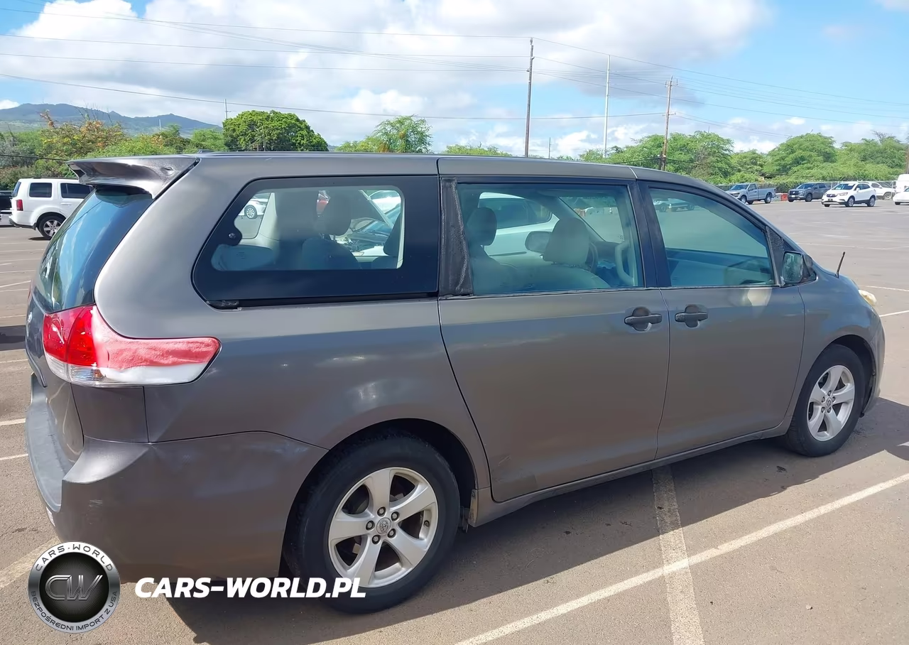 2012 Toyota Sienna Base V6 7 Passenger VIN:5TDZK3DC8CS180854 - 6