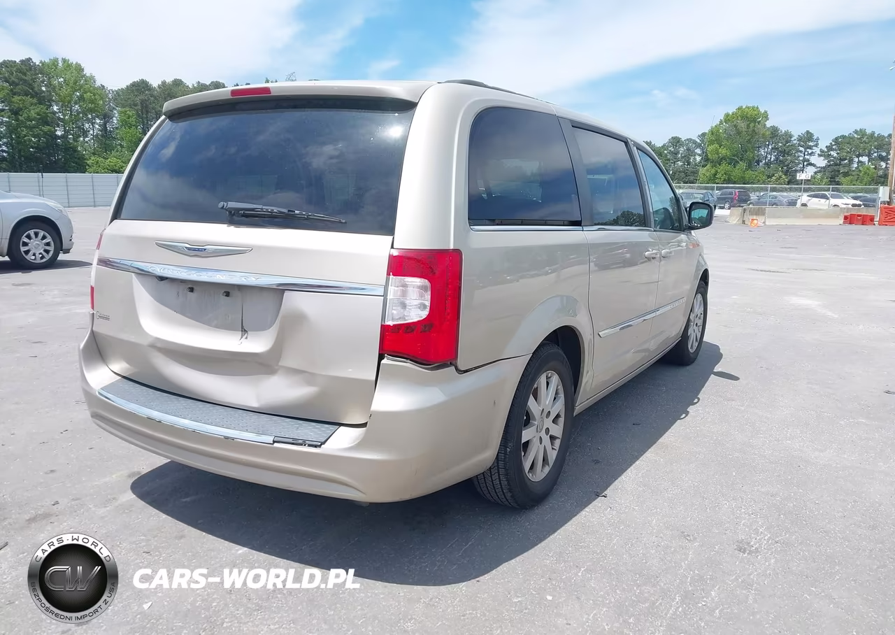 2013 Chrysler Town & Country Touring VIN:2C4RC1BG2DR721401 - 4
