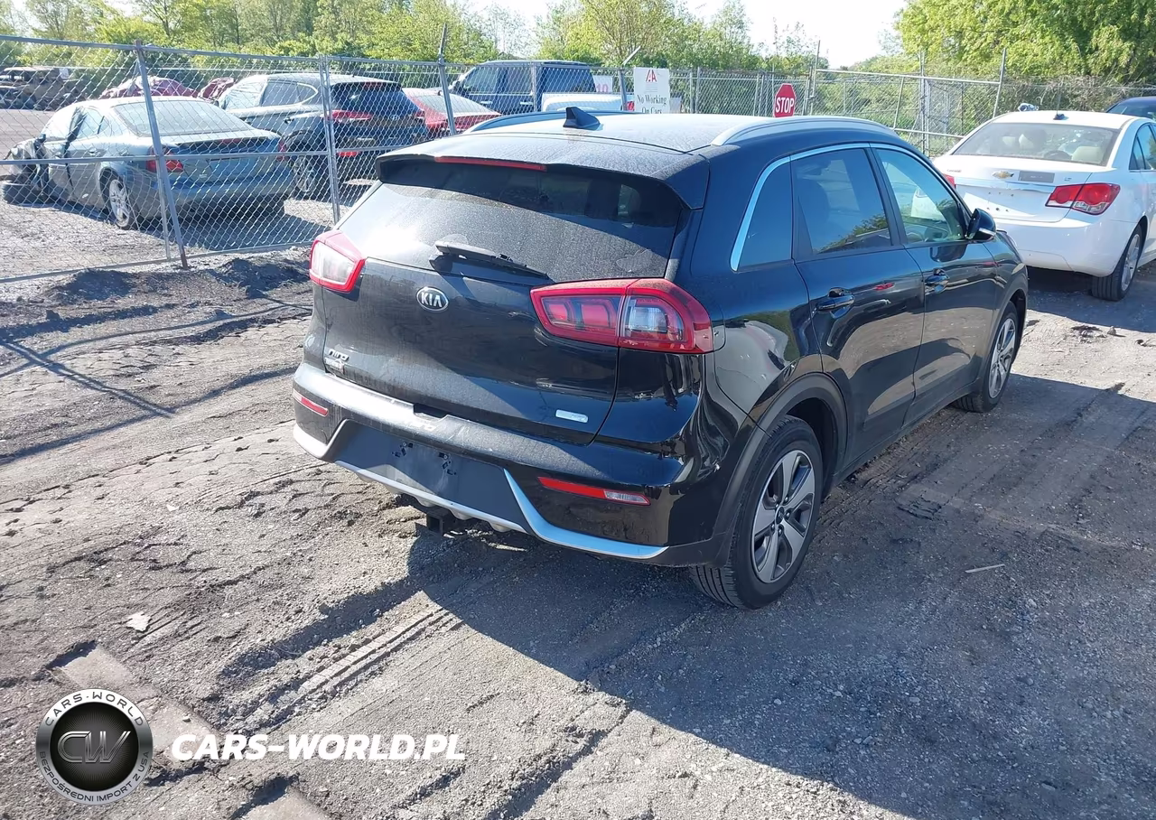 2017 Kia Niro Ex VIN:KNDCC3LC0H5069524 - 4
