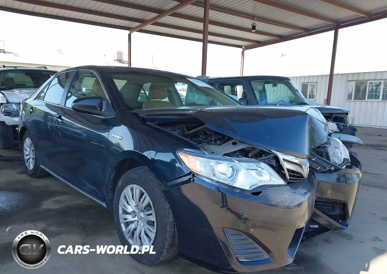 2013 Toyota Camry Hybrid Le