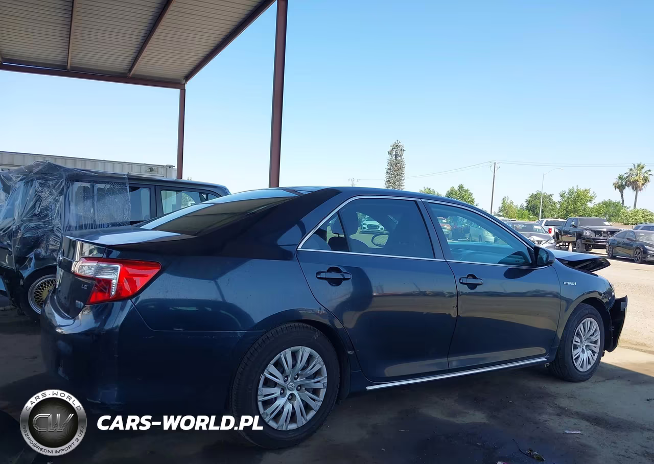 2013 Toyota Camry Hybrid Le VIN:4T1BD1FK9DU064253 - 13