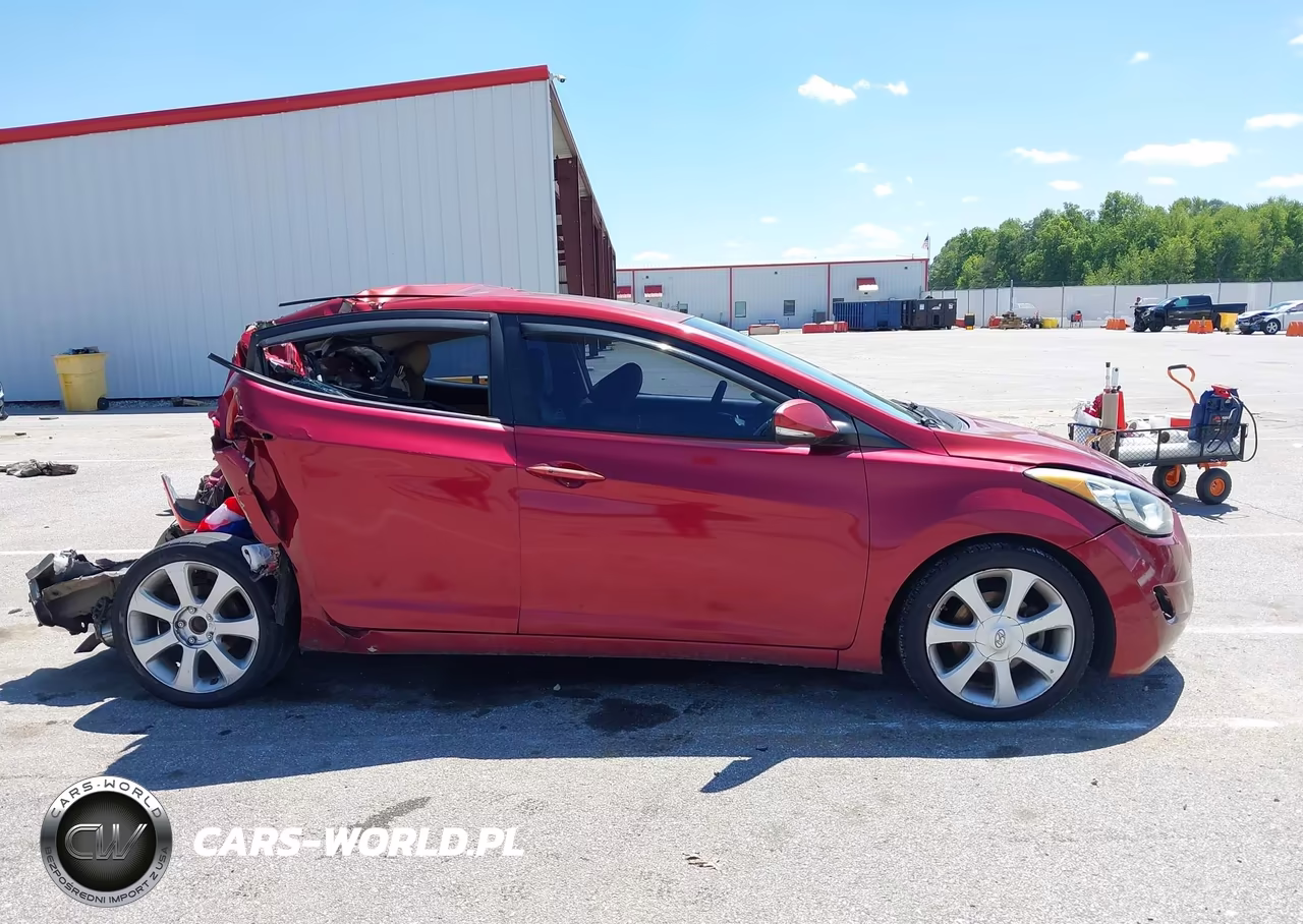2013 Hyundai Elantra Limited VIN:5NPDH4AE2DH452746 - 13